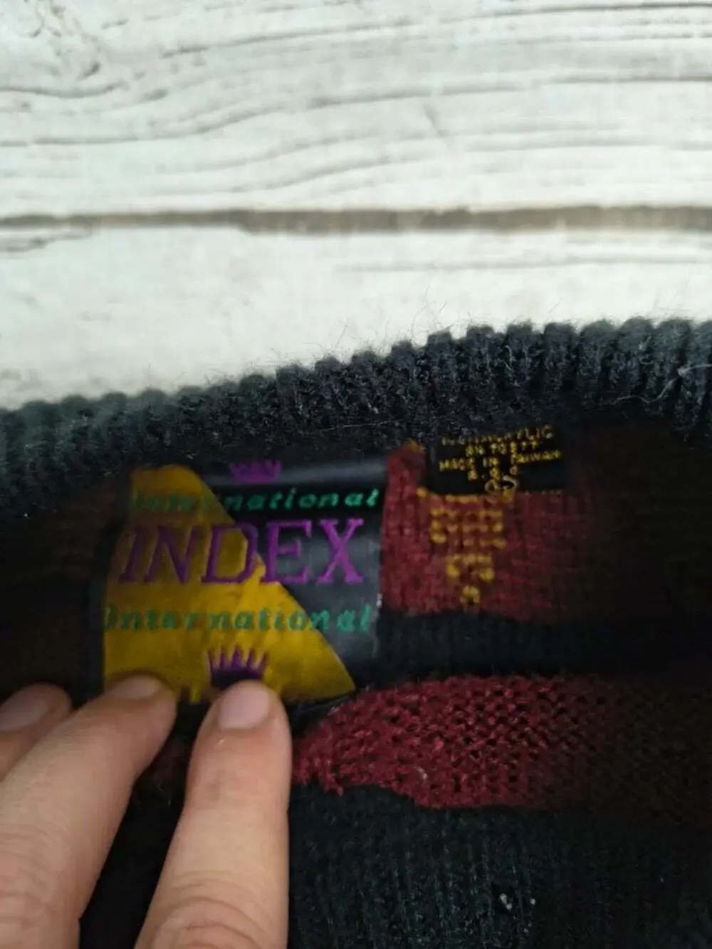 INDEX International Bold Geometric 3D Knit Sweater Size Large